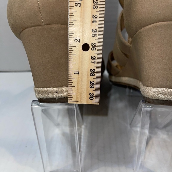 Adrienne Vittadini Women's Sandals Size 10M Tan Fabric "Timmy" Zip Close Wedge - Picture 13 of 13